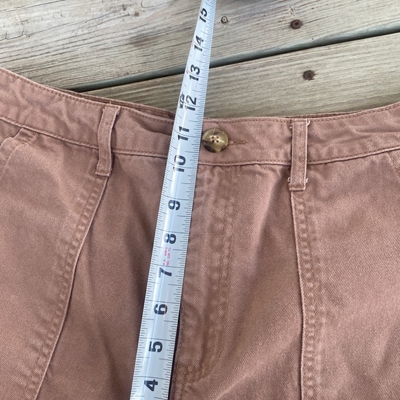 Cargo shorts - Picture 8 of 9